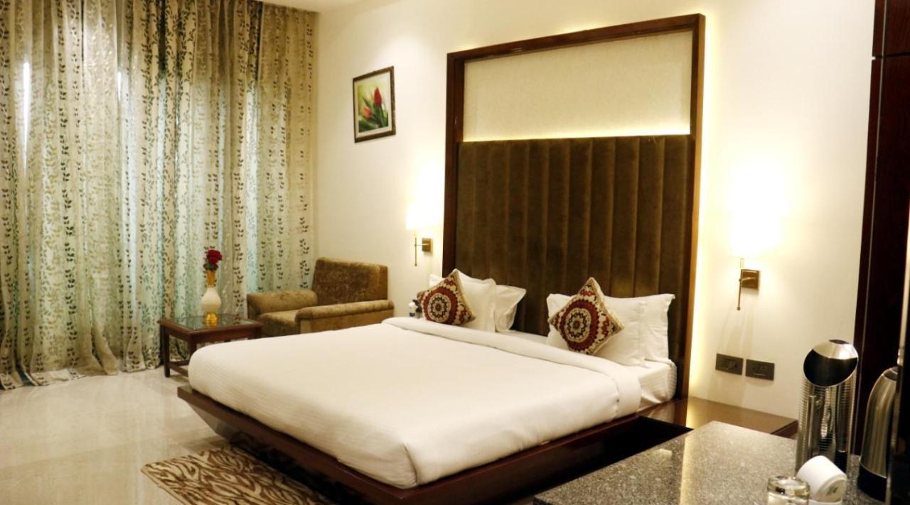 Moon And Mars Resort Tilsahri Buitenkant foto